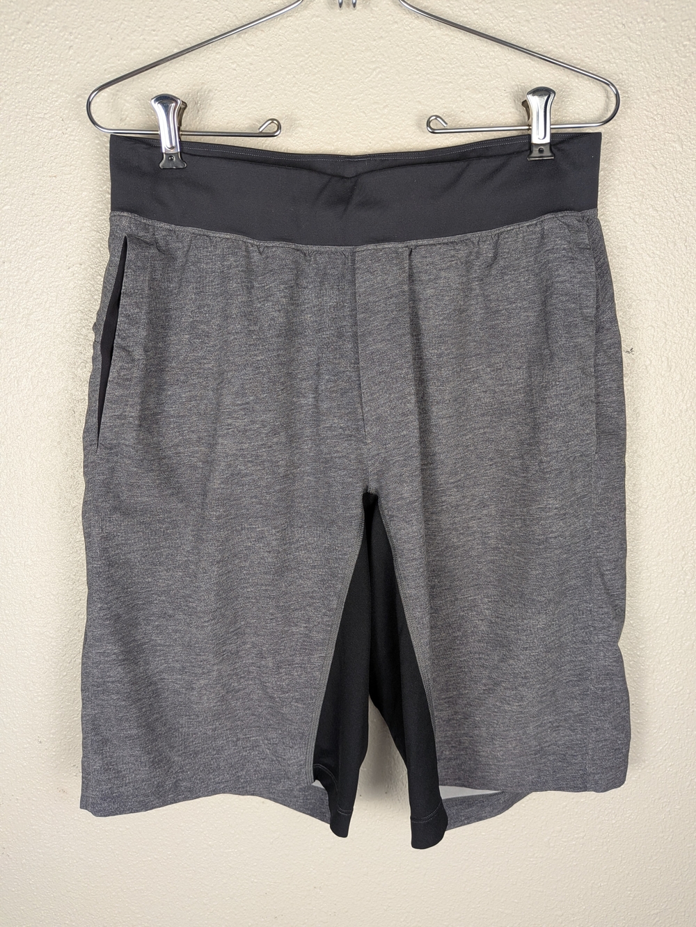 Lululemon T.H.E. Short Linerless 11" Heathered Texture Printed Greyt Deep Coal